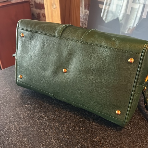 YVES SAINT LAURENT
Green Leather Muse Bowler Bag - Picture 8 of 12